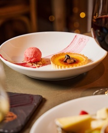 Wine Selection & Dining Service at Comis Hotel Isle of Man